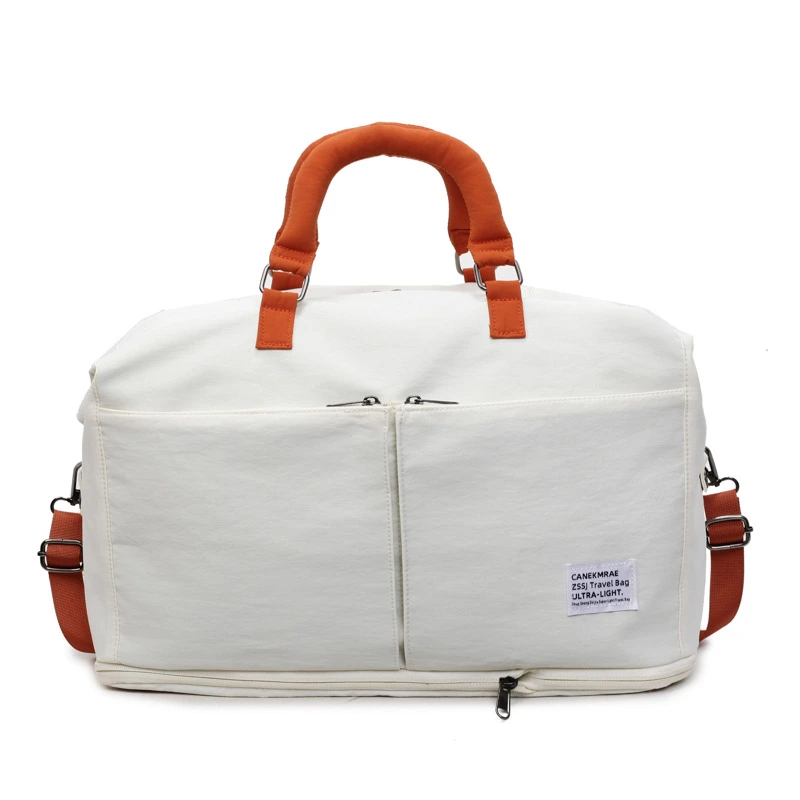 Detail view of wear-resistant Oxford gym bag material