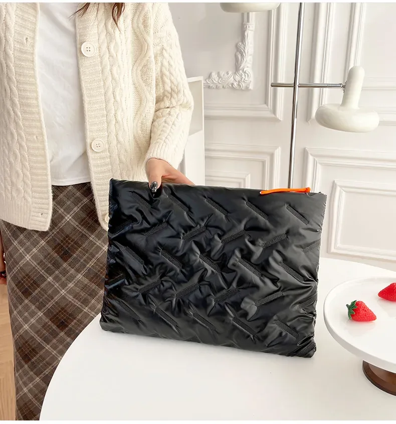 Ultra-soft waterproof laptop sleeve for 14-inch laptop