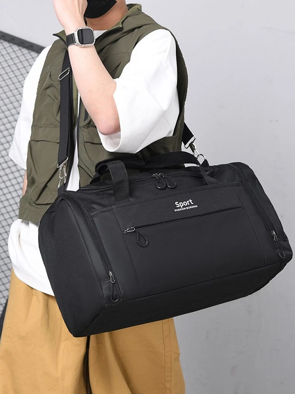 Yoga gym bag with independent shoe compartment.